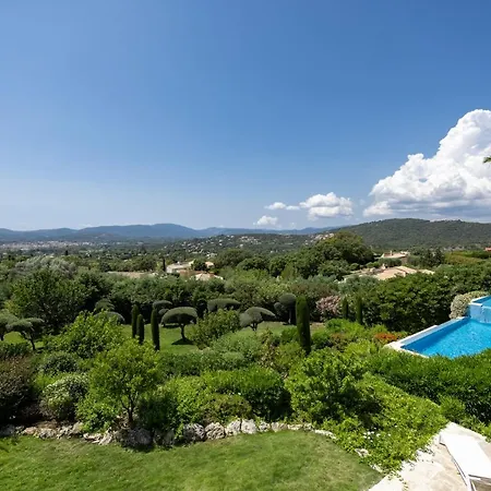 Golfvilla Riviera فيلة غريمو